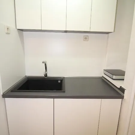 Cozy Studio Close To City Center * Praha